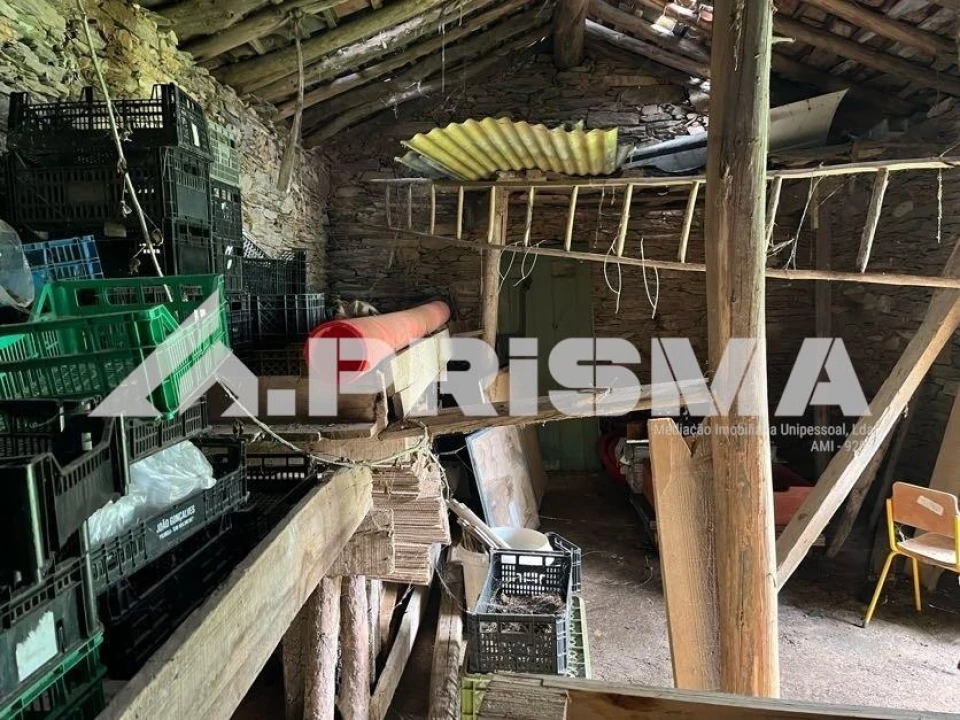 Armazém para Venda em Salgueiro do Campo Foto 9