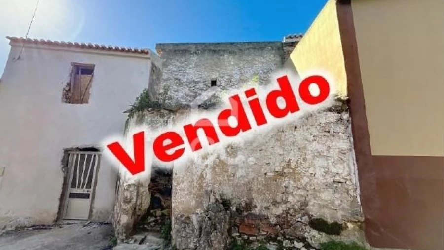 Moradia T2 para Venda em Olho Marinho