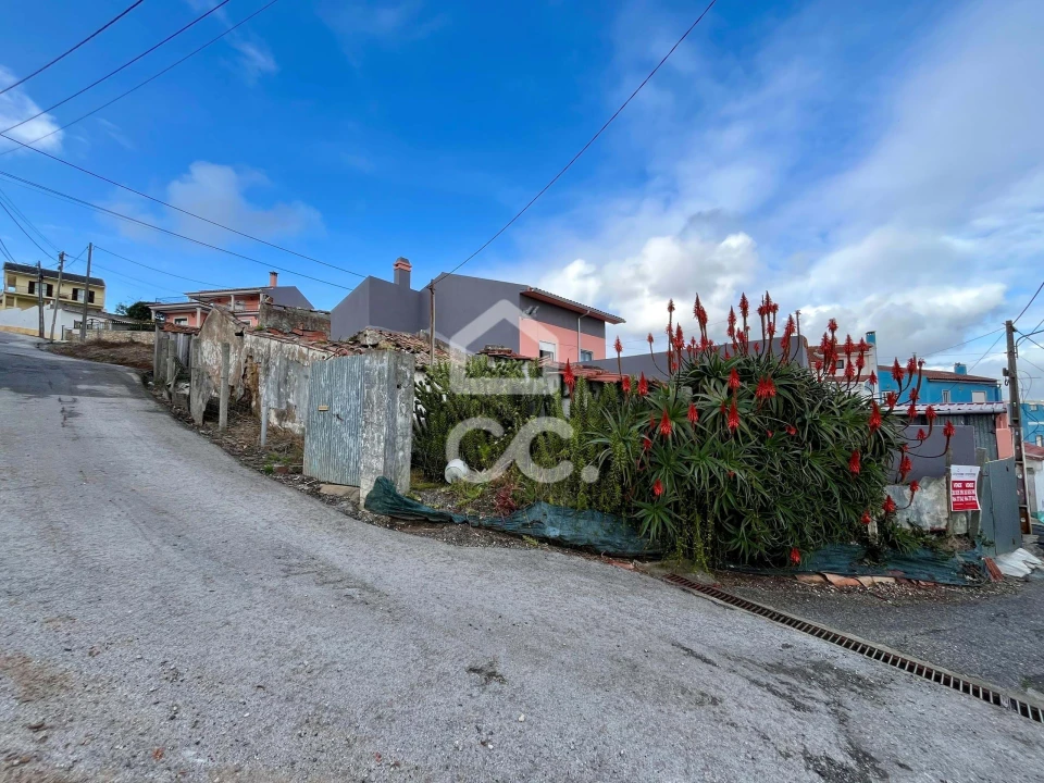 Terreno para Venda em Roliça Foto 1
