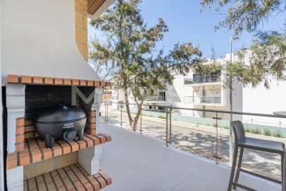 Moradia T4 para Venda em Lagos (São Sebastião e Santa Maria)