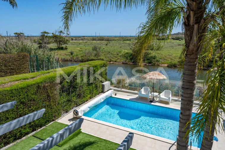 Moradia T4 para Venda em Lagos (São Sebastião e Santa Maria) Foto 33