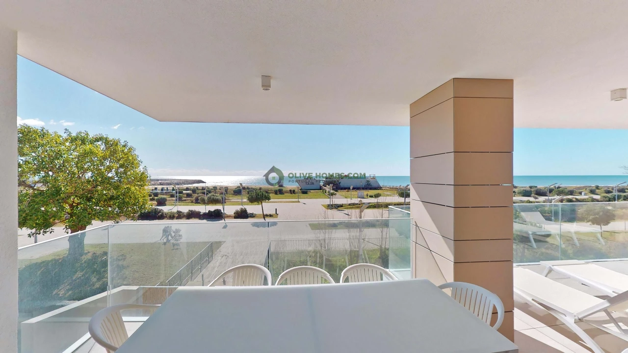 Apartamento T4 para Venda em Quarteira Foto 17