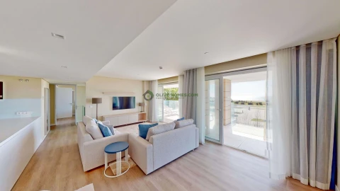 Apartamento T4 para Venda em Quarteira