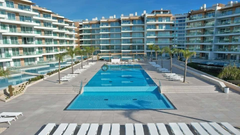 Apartamento T4 para Venda em Quarteira