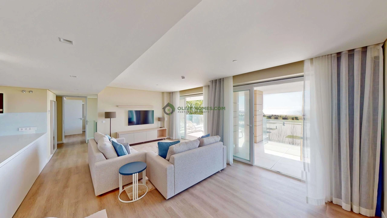 Apartamento T4 para Venda em Quarteira Foto 8