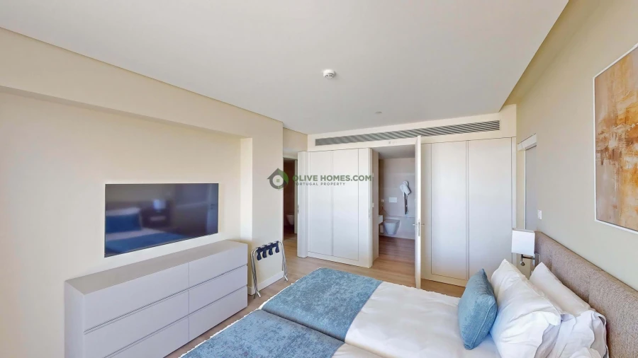 Apartamento T4 para Venda em Quarteira Foto 18