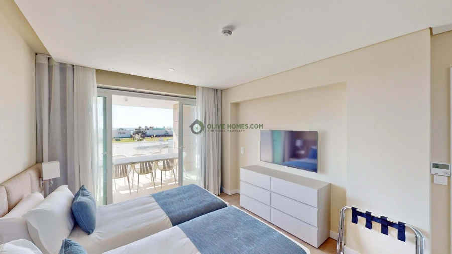 Apartamento T4 para Venda em Quarteira Foto 19