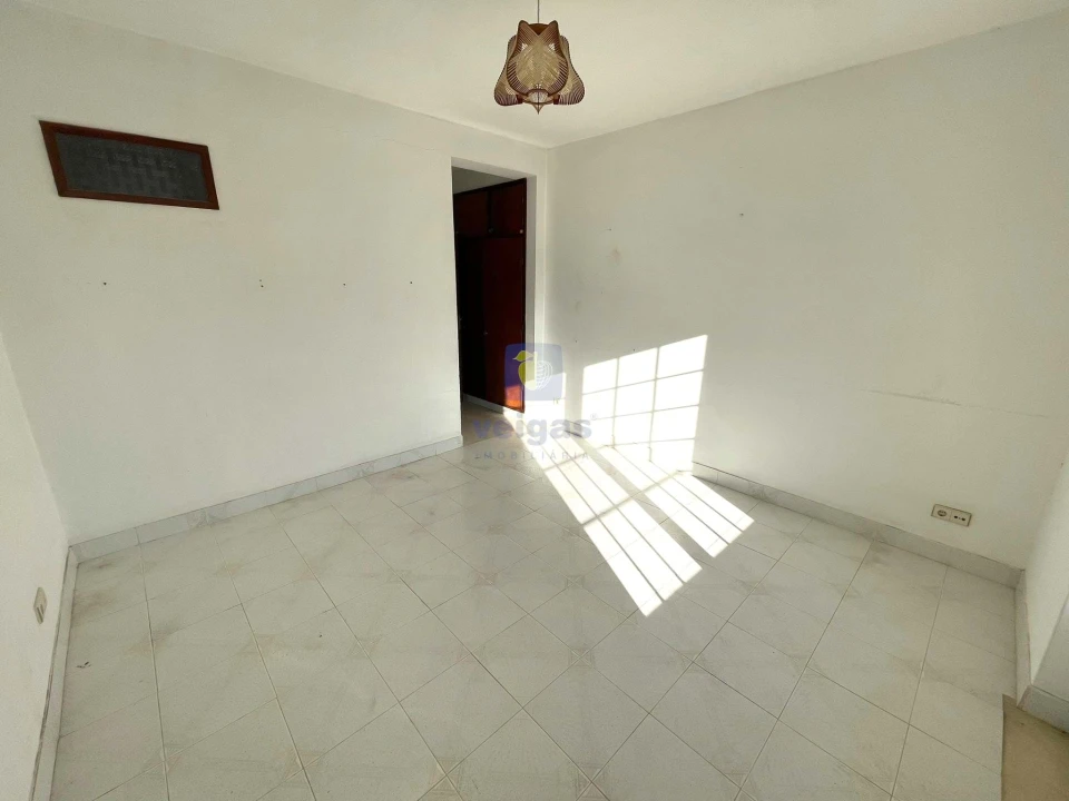 Prédio para Venda em Foz do Arelho Foto 26