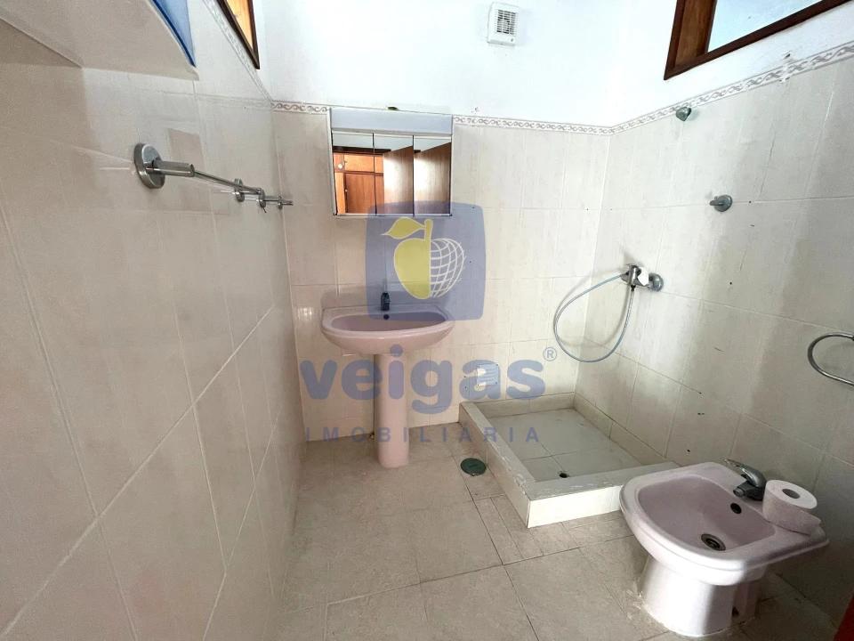 Prédio para Venda em Foz do Arelho Foto 28