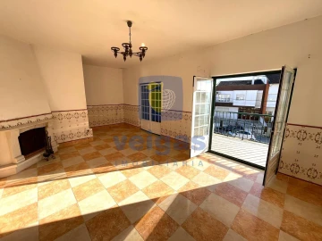 Prédio para Venda em Foz do Arelho