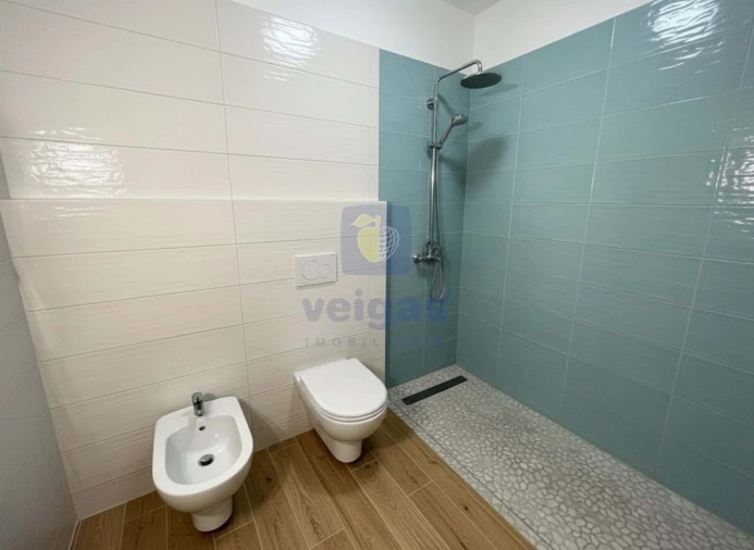 Prédio para Venda em Foz do Arelho Foto 31