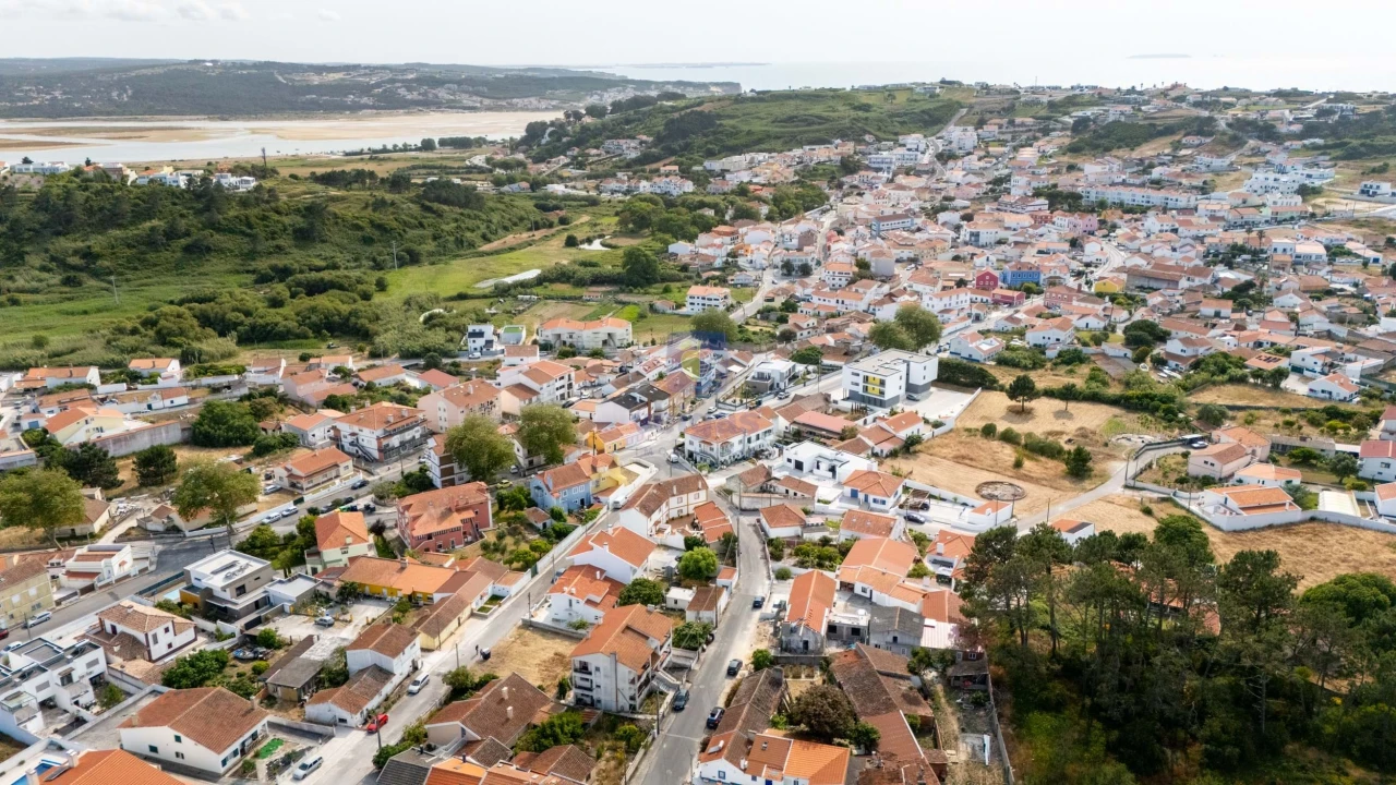 Prédio para Venda em Foz do Arelho Foto 44