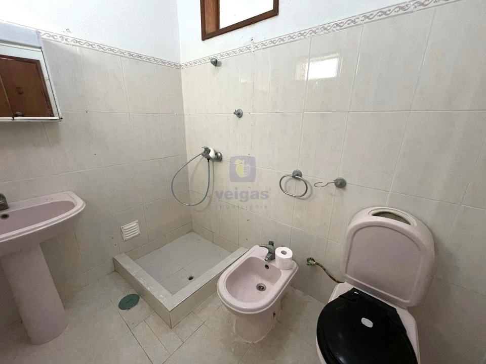 Prédio para Venda em Foz do Arelho Foto 29