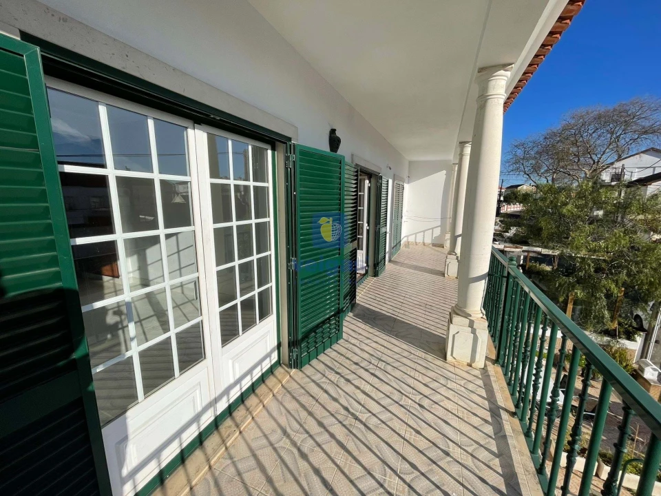 Prédio para Venda em Foz do Arelho Foto 17