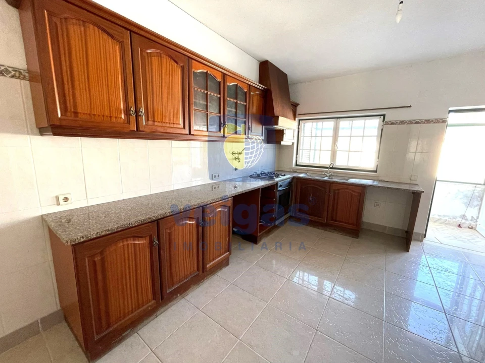 Prédio para Venda em Foz do Arelho Foto 19