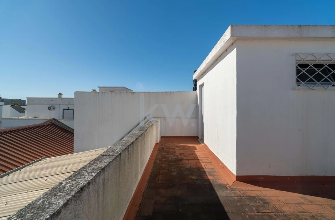 Moradia T3 para Venda em Olhão Foto 27