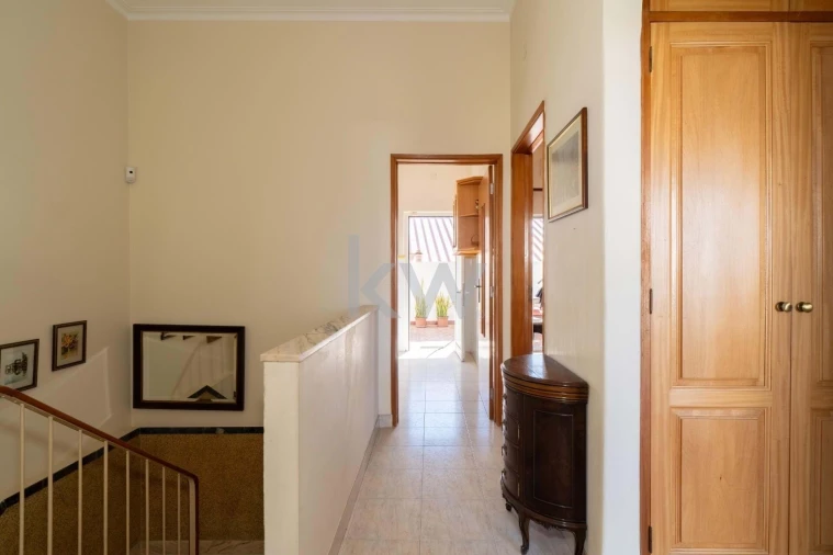Moradia T3 para Venda em Olhão Foto 7