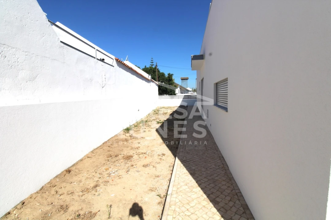 Moradia T4 para Venda em Azeitão (São Lourenço e São Simão) Foto 23