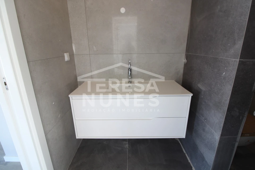 Moradia T4 para Venda em Azeitão (São Lourenço e São Simão) Foto 16