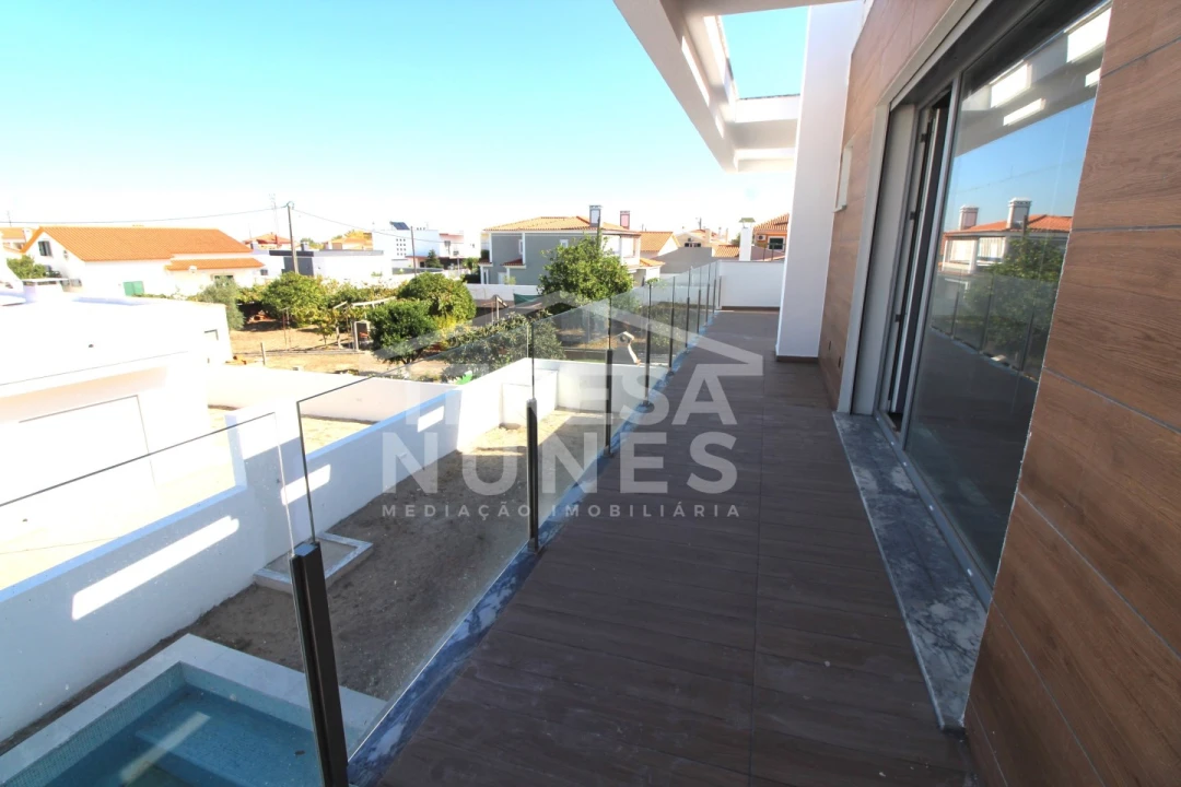 Moradia T4 para Venda em Azeitão (São Lourenço e São Simão) Foto 25