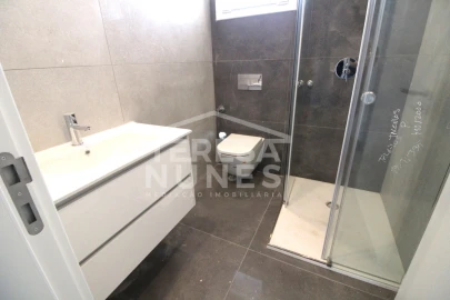 Moradia T4 para Venda em Azeitão (São Lourenço e São Simão)