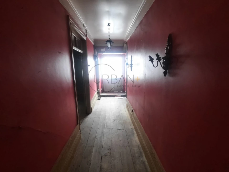 Moradia T4 para Venda em Moimenta da Beira Foto 14