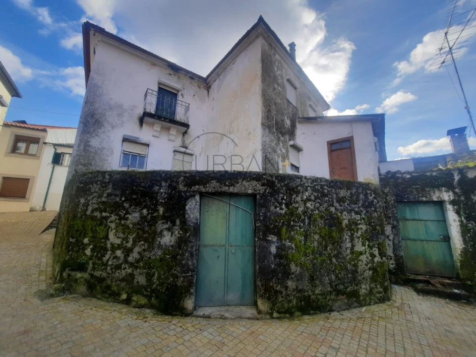 Moradia T4 para Venda em Moimenta da Beira Foto 23