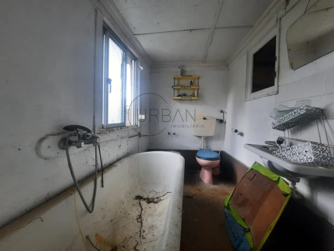 Moradia T4 para Venda em Moimenta da Beira Foto 12