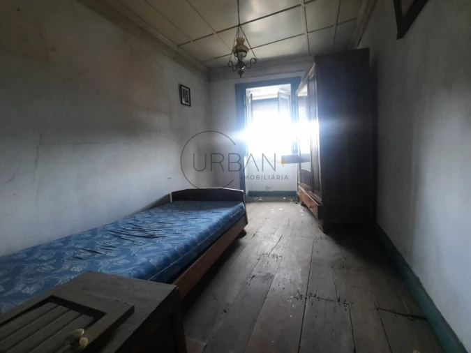 Moradia T4 para Venda em Moimenta da Beira Foto 11