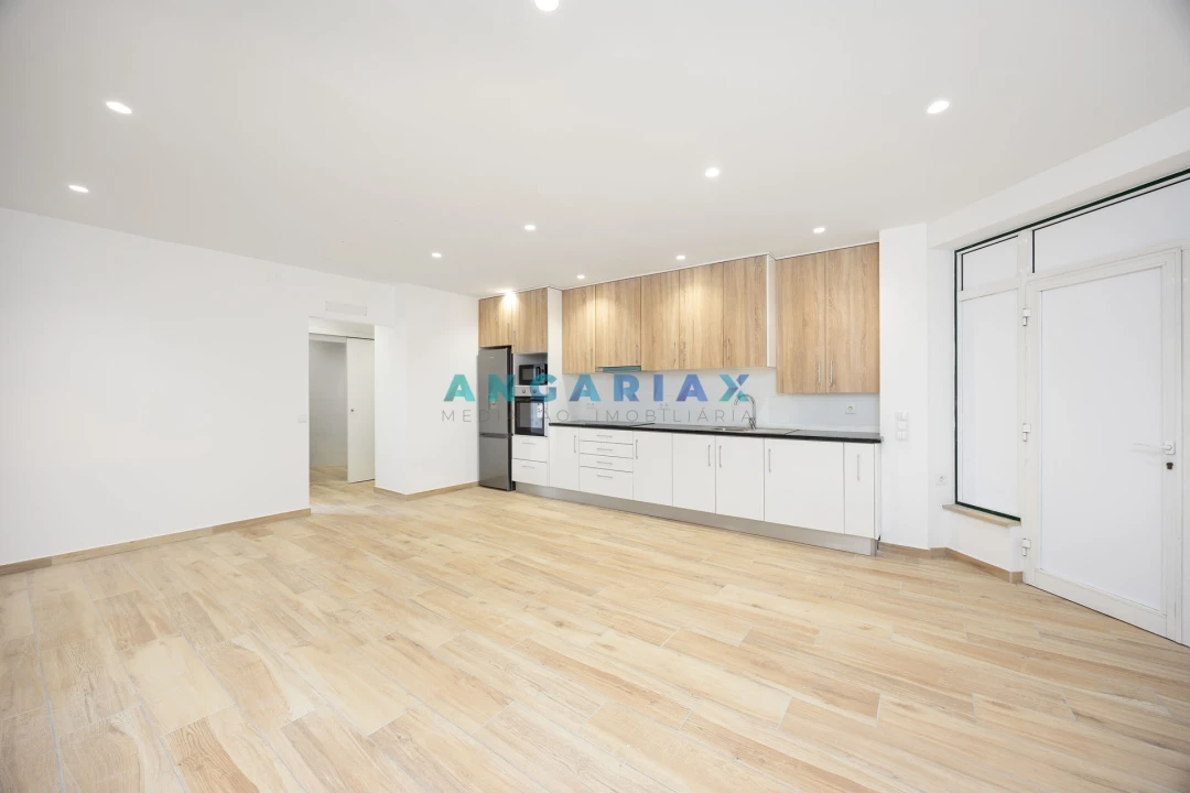 Apartamento T1 para Venda em Fatima Foto 10