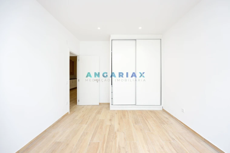 Apartamento T1 para Venda em Fatima Foto 15