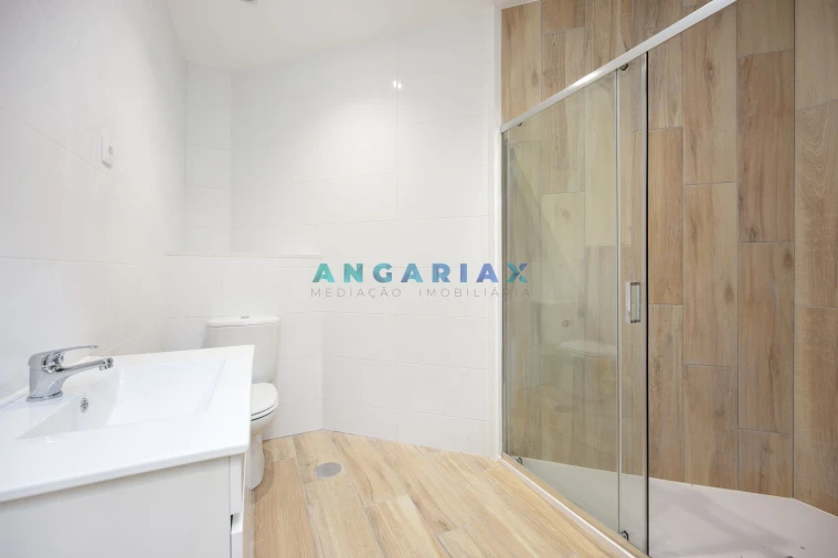 Apartamento T1 para Venda em Fatima Foto 19