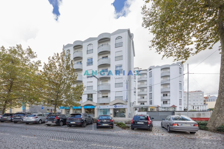 Apartamento T1 para Venda em Fatima Foto 27