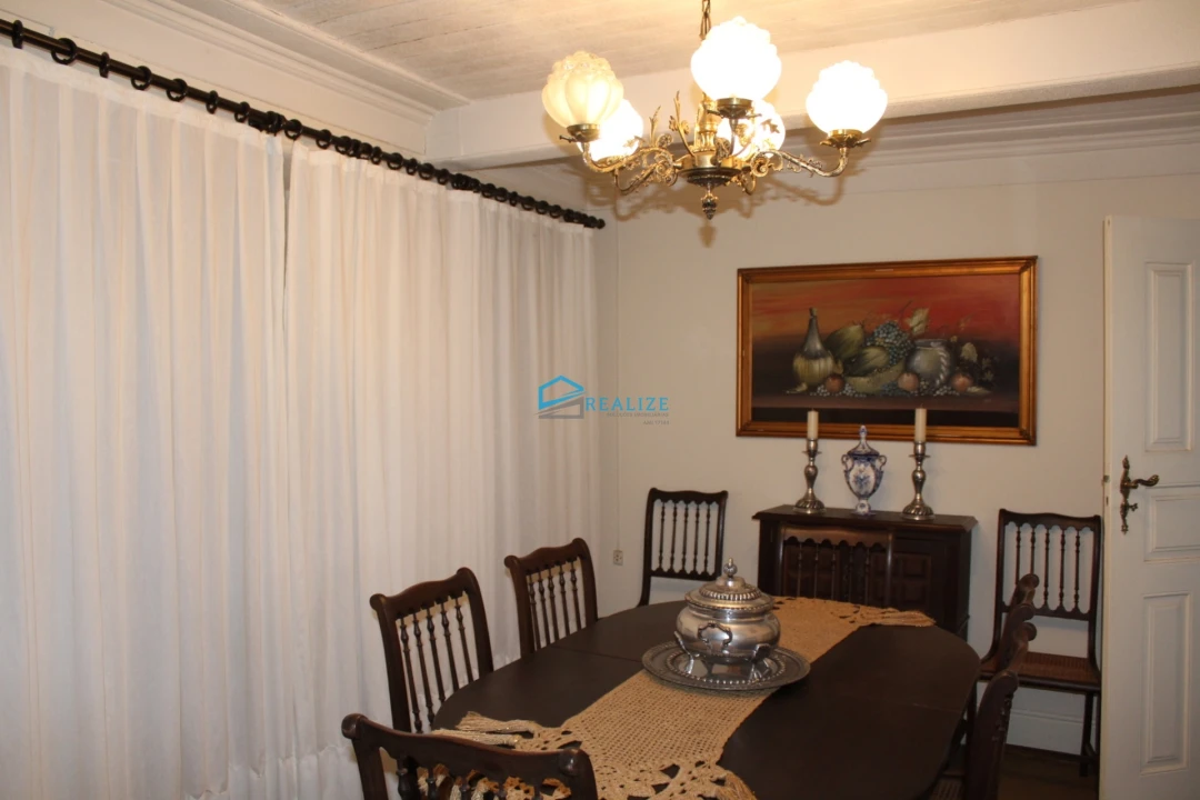 Moradia T3 para Venda em Celeiros Foto 7