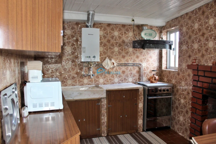 Moradia T3 para Venda em Celeiros Foto 11