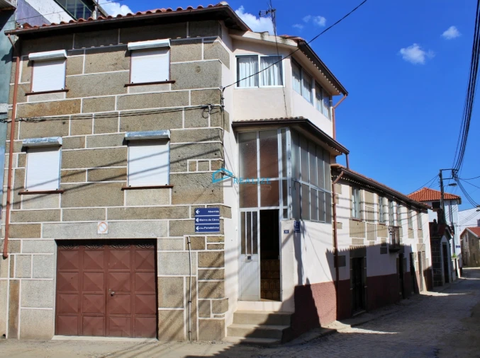 Moradia T3 para Venda em Celeiros