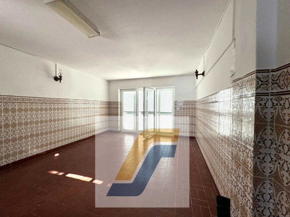 Moradia T9 para Venda em Atouguia da Baleia Foto 20