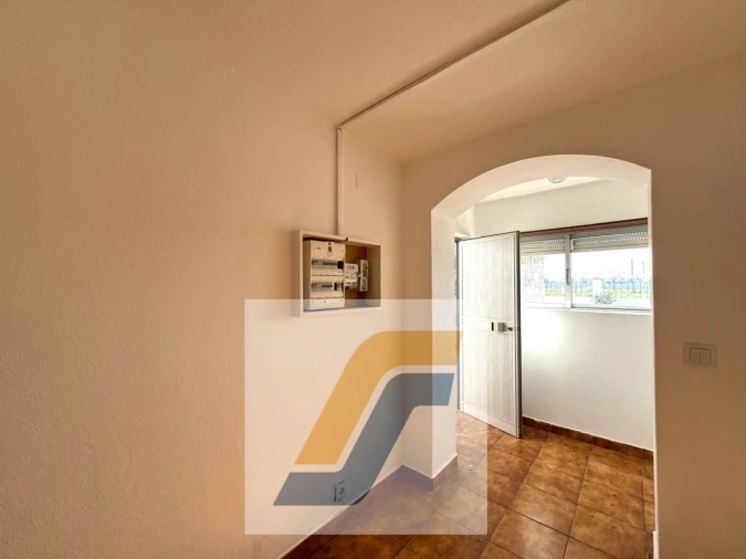 Moradia T9 para Venda em Atouguia da Baleia Foto 12