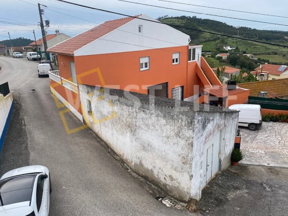 Armazém para Venda em Azueira e Sobral da Abelheira Foto 17