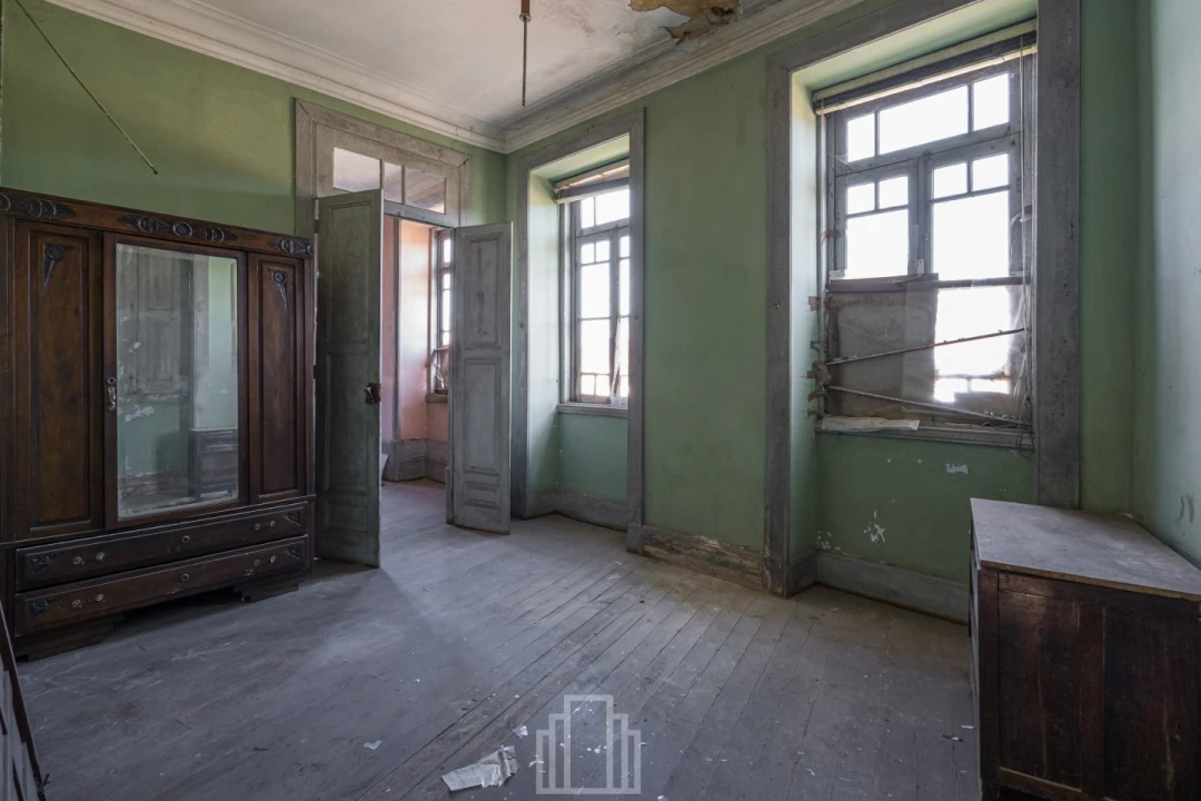 Moradia T7 para Venda em Silvalde Foto 6