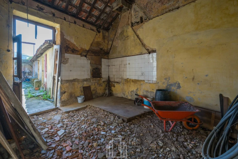 Moradia T7 para Venda em Silvalde Foto 14