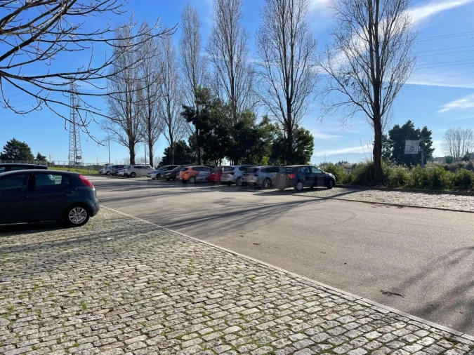 Armazém para Venda em Antas e Abade de Vermoim Foto 4