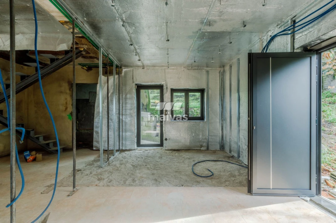 Moradia T1 para Venda em Caldelas, Sequeiros e Paranhos Foto 6