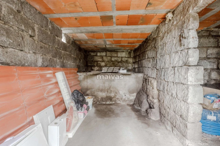 Moradia T1 para Venda em Caldelas, Sequeiros e Paranhos Foto 14