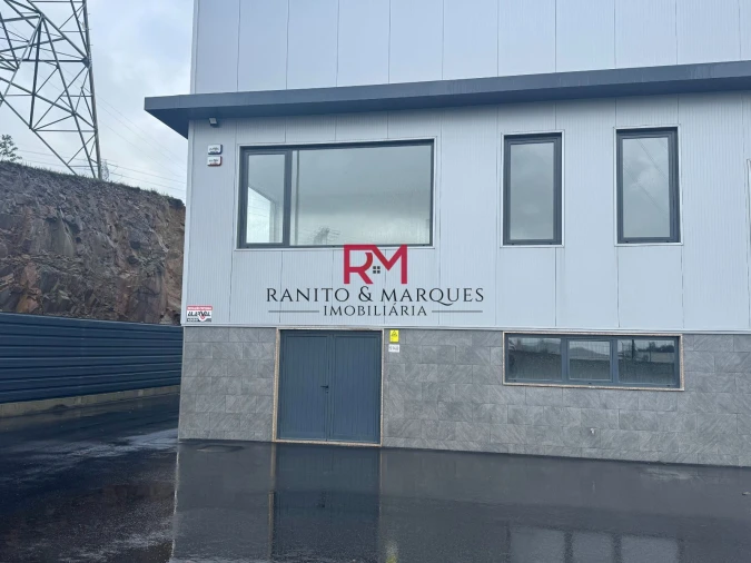 Escritório para Arrendamento em Gandra Foto 20