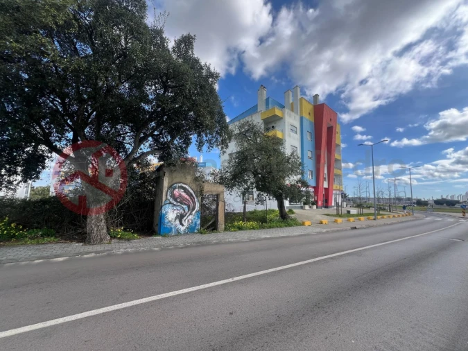 Terreno para Venda em Seixal, Arrentela e Aldeia de Paio Pires Foto 4