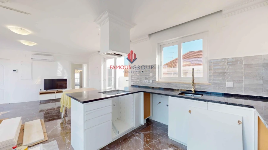 Apartamento T2 para Venda em Silves Foto 6