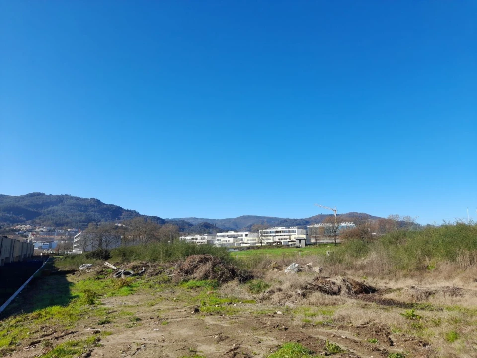 Terreno para Venda em Arcos de Valdevez (São Paio) e Giela Foto 1