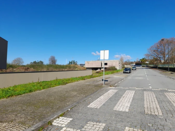 Terreno para Venda em Arcos de Valdevez (São Paio) e Giela Foto 4