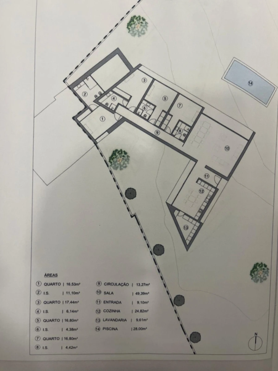 Moradia T3 para Venda em Armação de Pera Foto 17